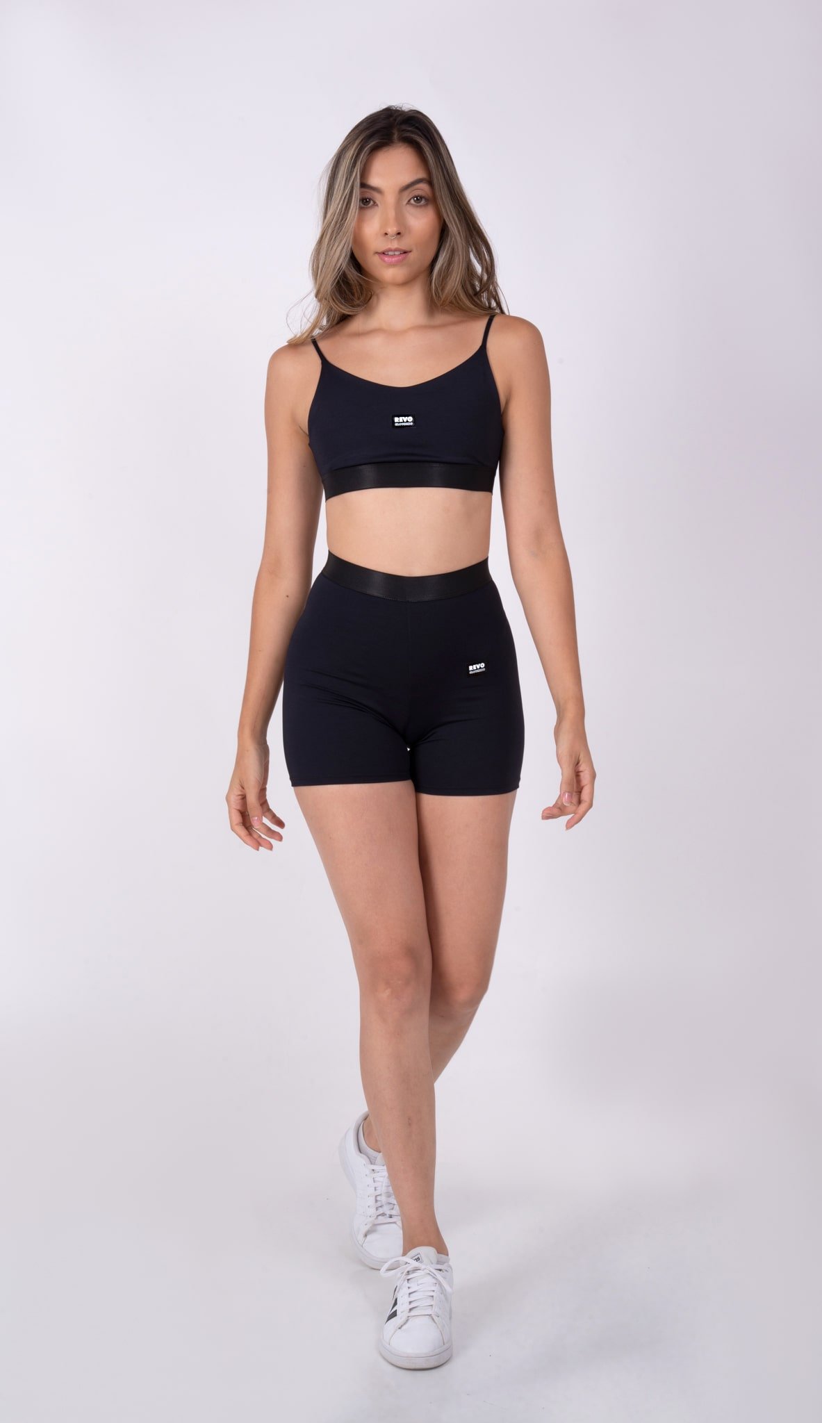 TOP ESSENTIAL COMPRESS
