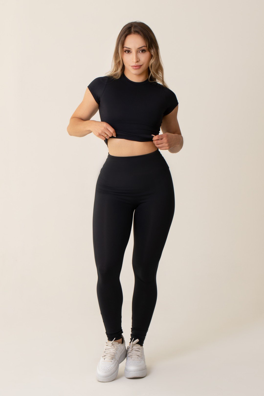 BABY TEE STUDIO - PRETO