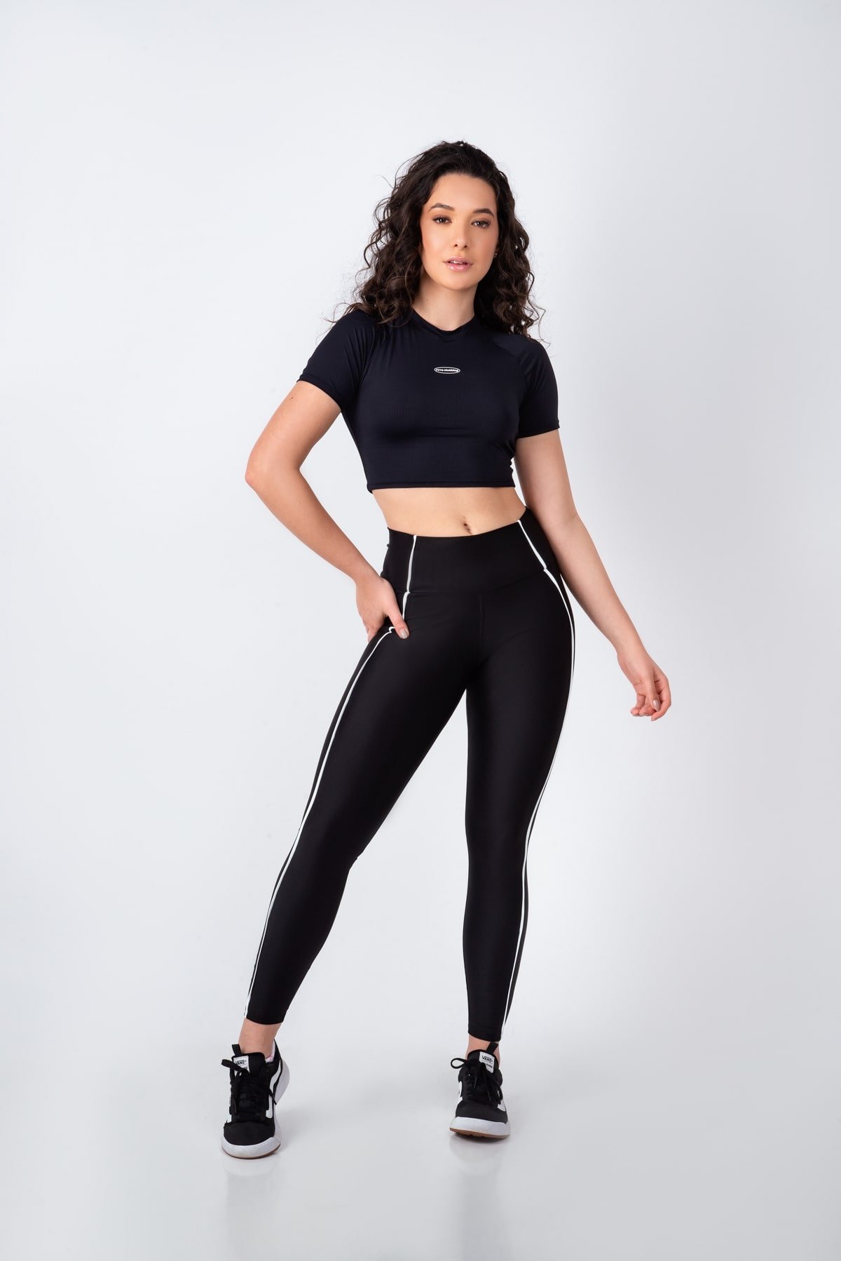 CROPPED CURVES