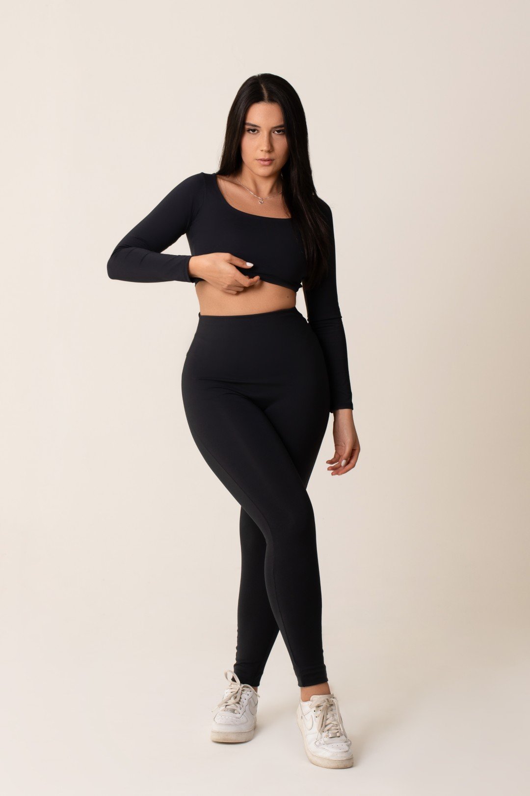CROPPED LIFE STUDIO - PRETO