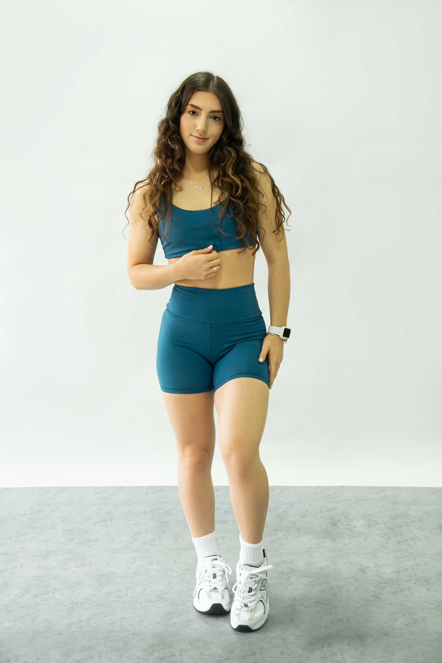 SHORT SKIN